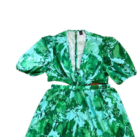 SHEIN Green Floral Print Cut Out Puff Sleeve Dress Size XL NWOT 10 367 - Picture 5 of 8